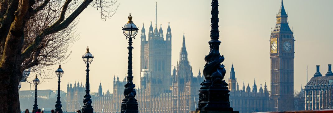 Ritirare la tua auto a noleggio all’Aeroporto di Londra Gatwick